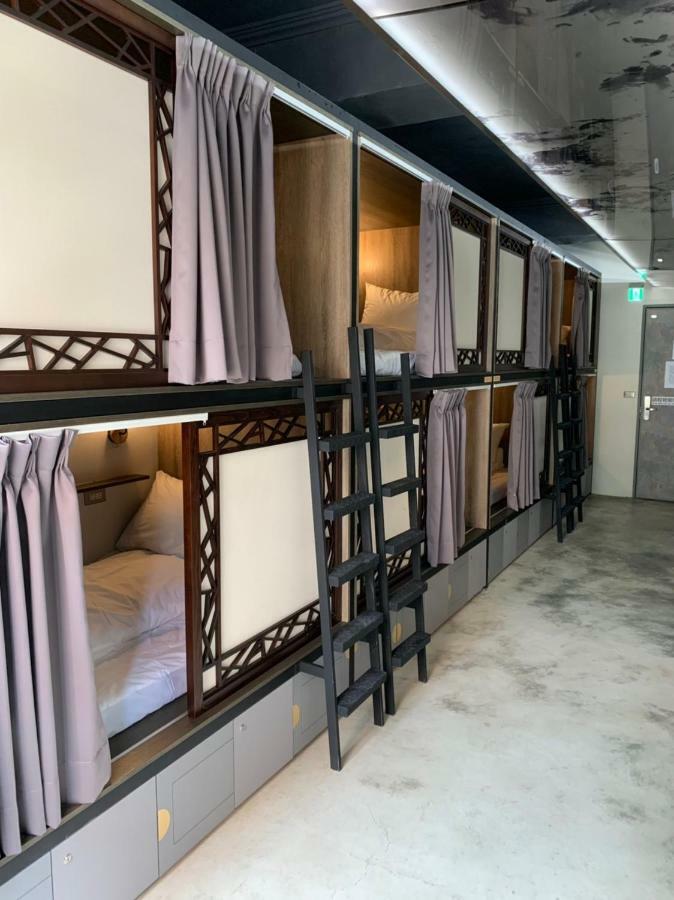 Dan Hostel丹居青旅 Taipei Exteriör bild